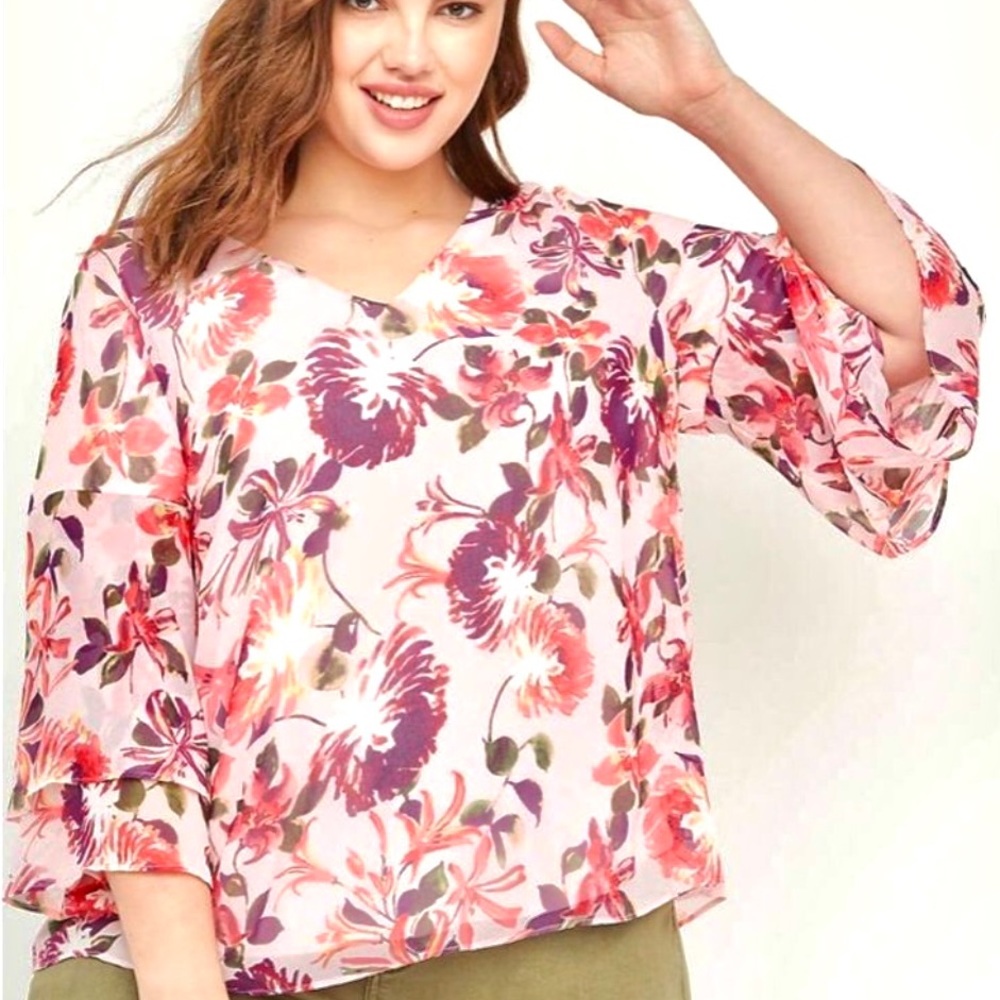 🌼LANE BRYANT Floral Print Top🌼